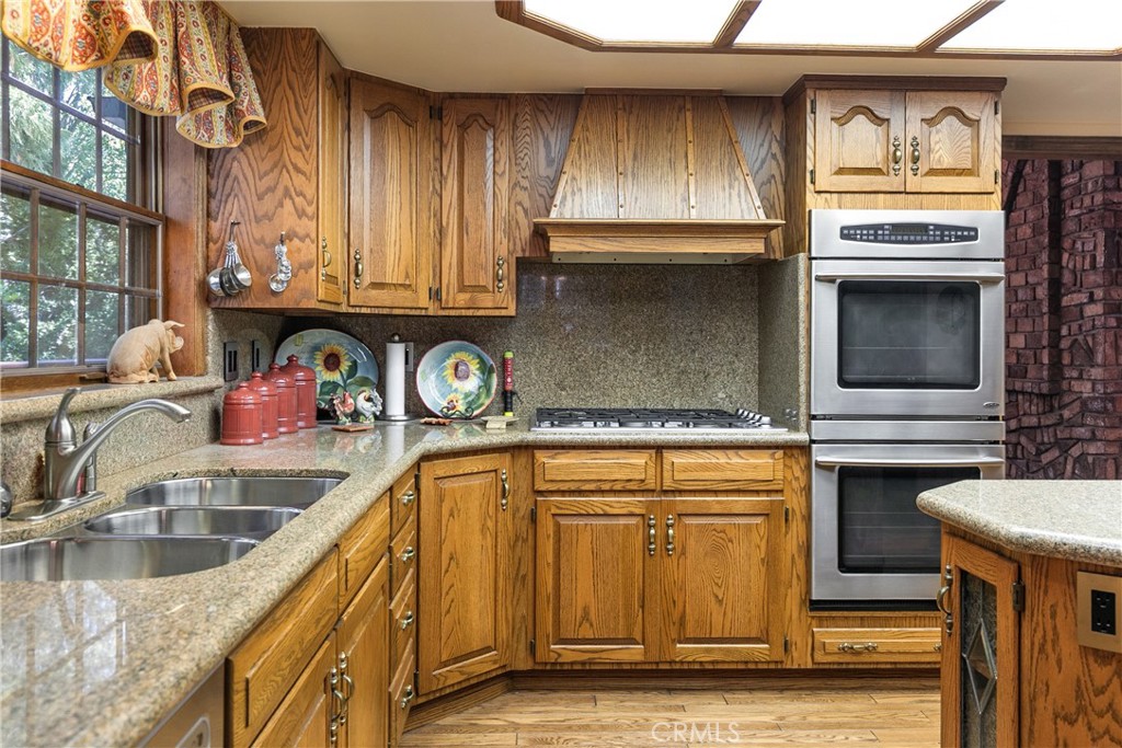 27421 Cedarwood Drive Property Photo 31