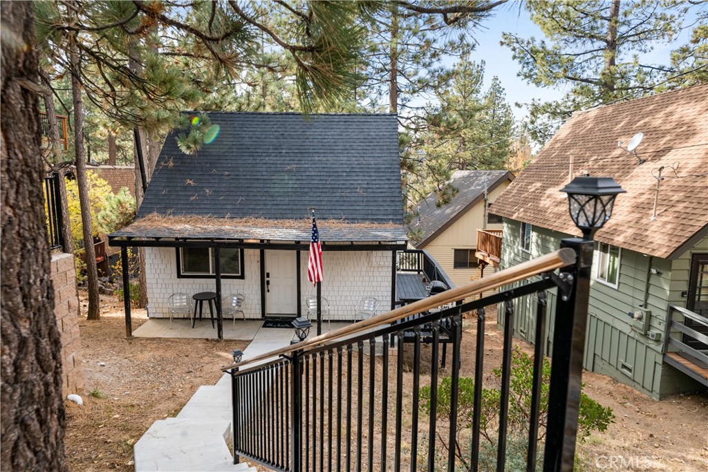 688 Main Property Photo 3