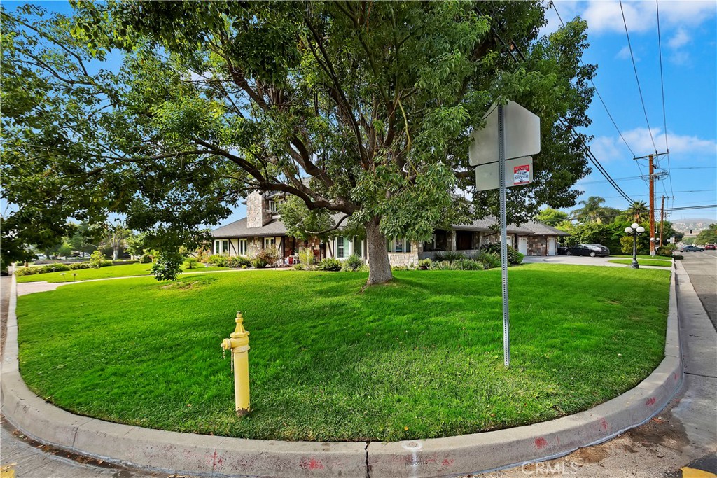 3694 Parkside Property Photo 6
