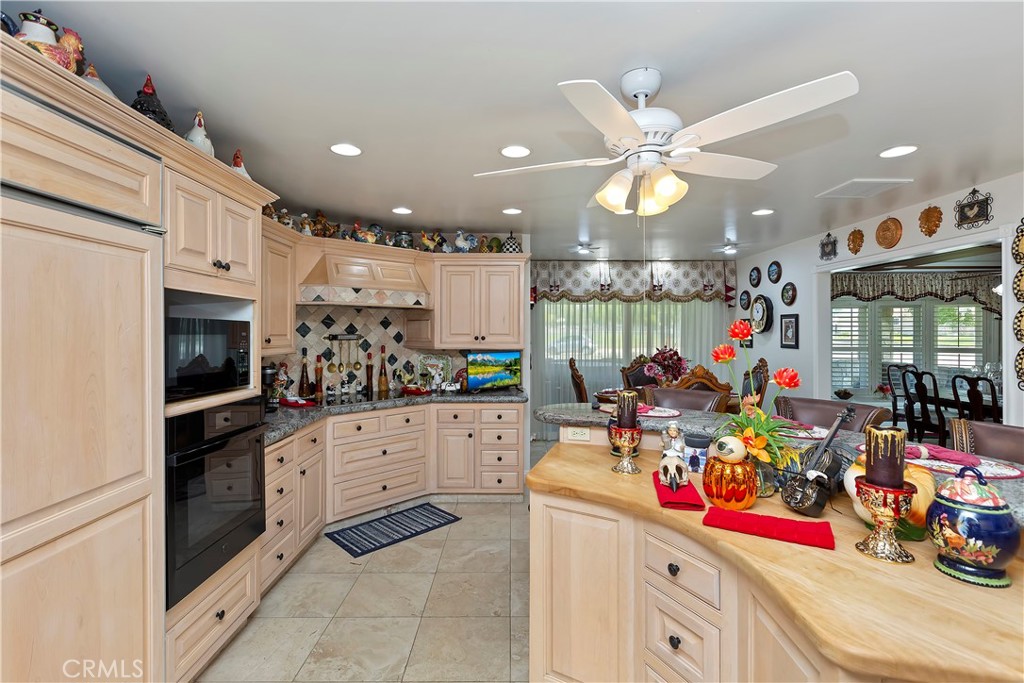 3694 Parkside Property Photo 28