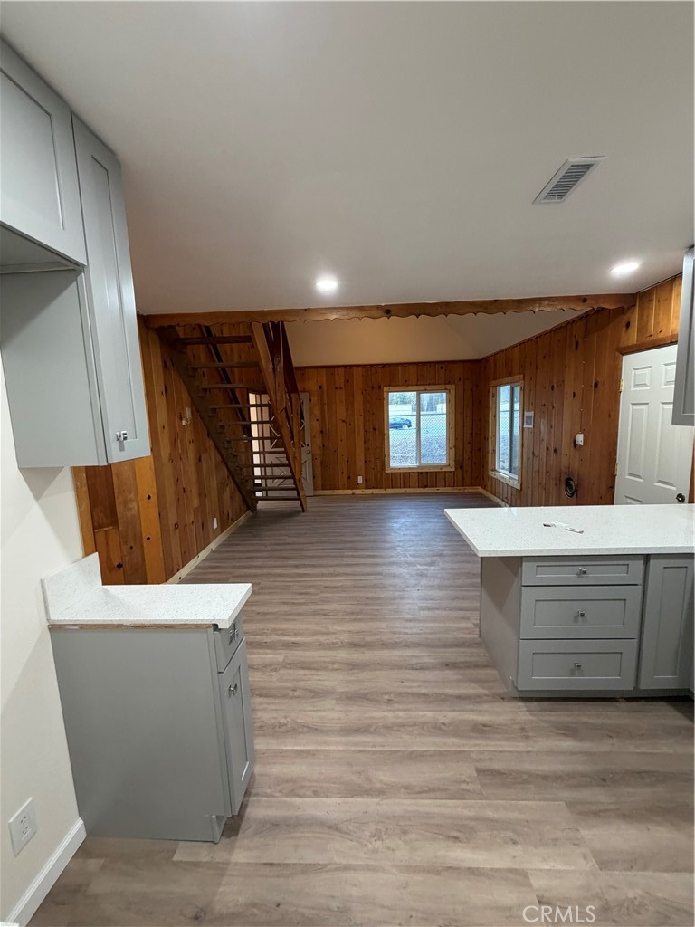 345 W Fairway Property Photo 6