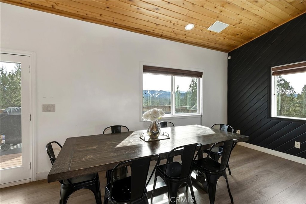 1051 Mound Property Photo 11
