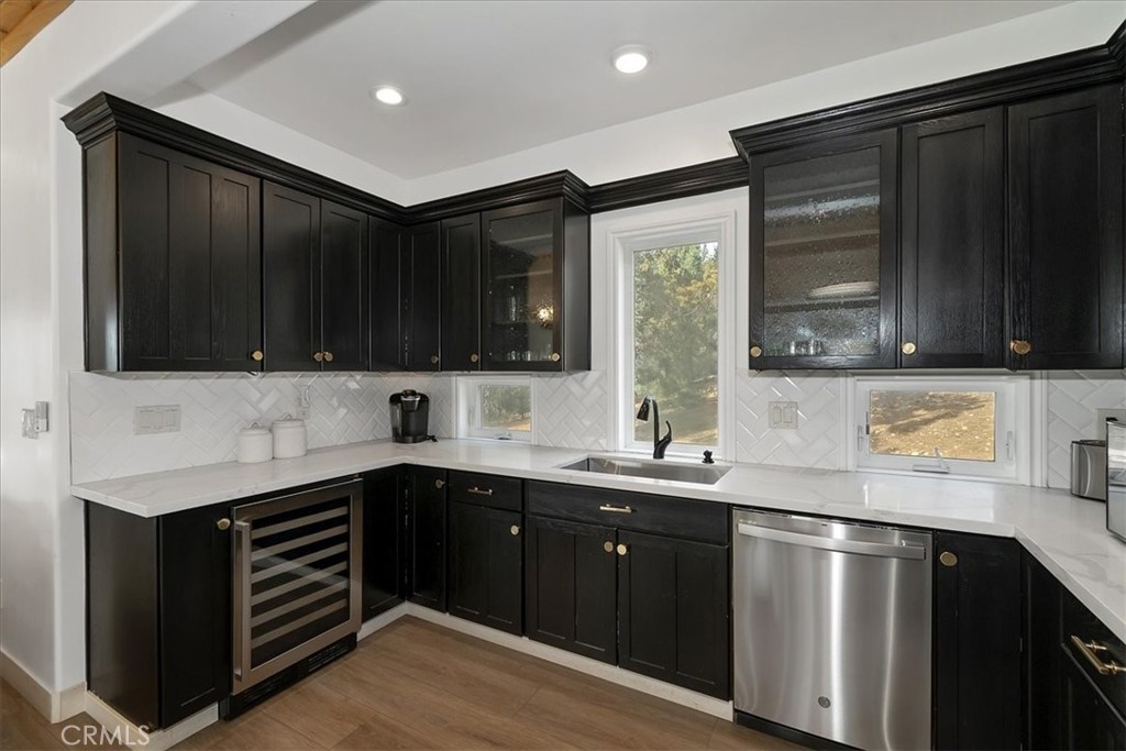1051 Mound Property Photo 14