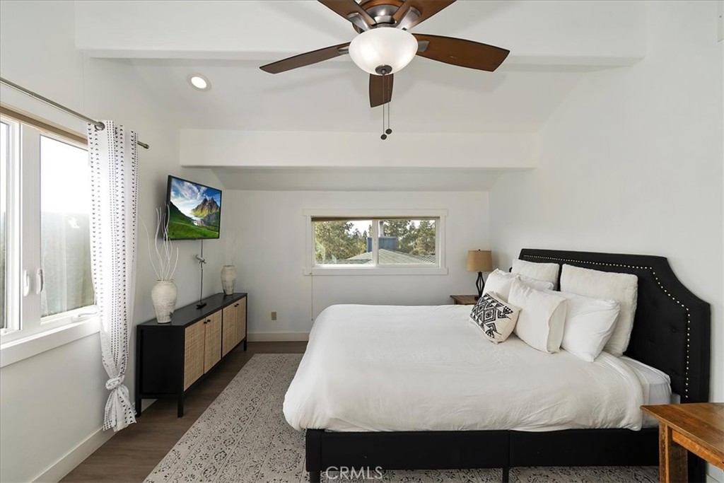 1051 Mound Property Photo 28