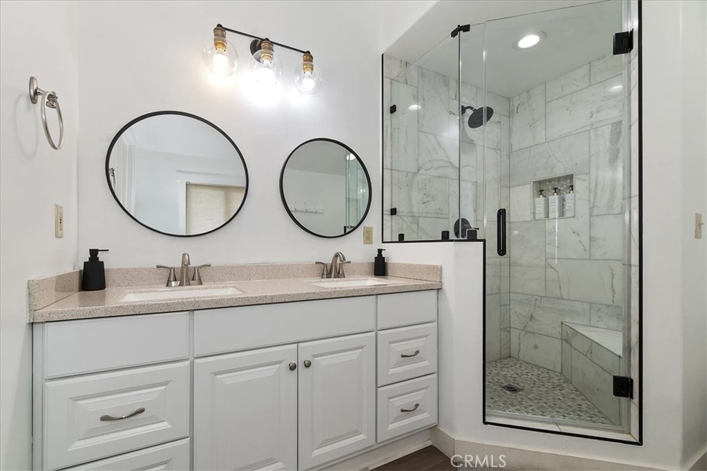 1051 Mound Property Photo 31