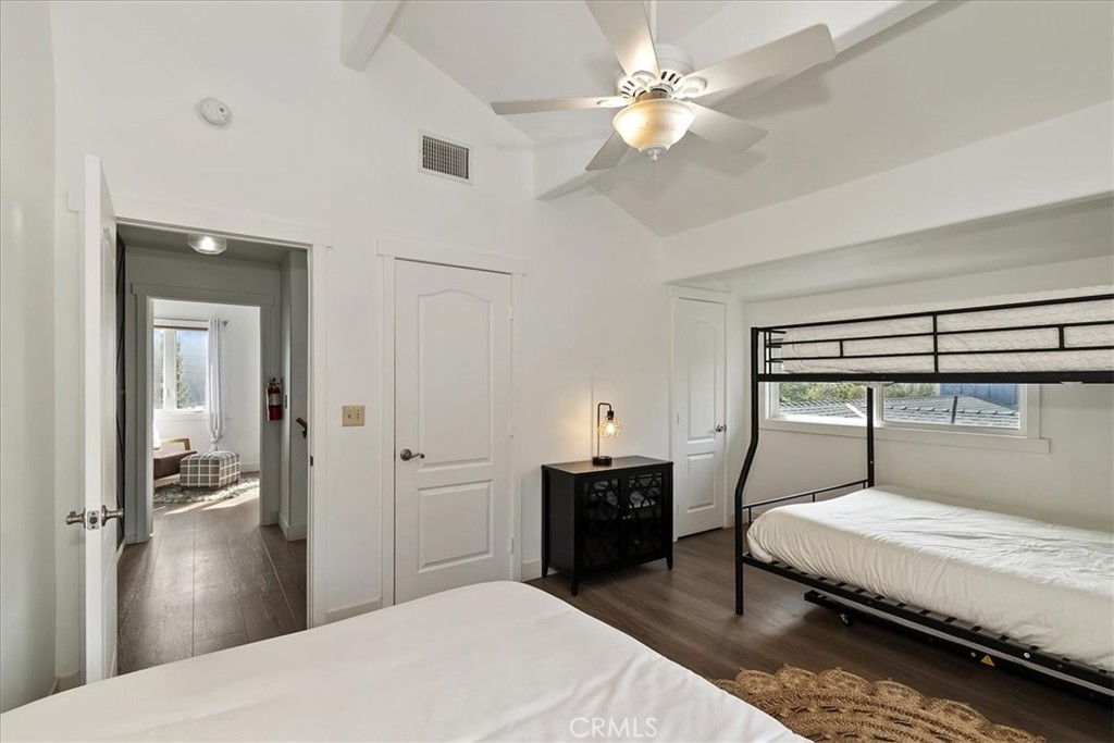 1051 Mound Property Photo 33