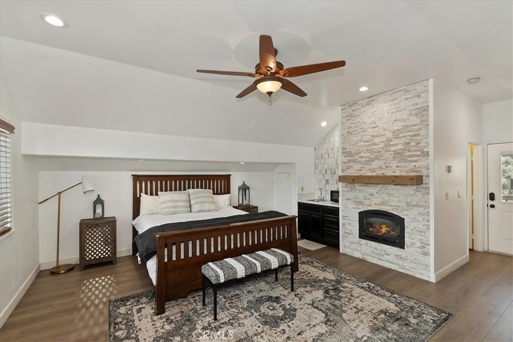 1051 Mound Property Photo 43