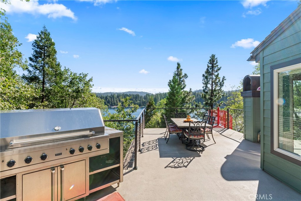 28019 North Shore Road Property Photo 10