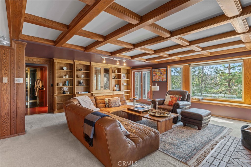 28019 North Shore Road Property Photo 14
