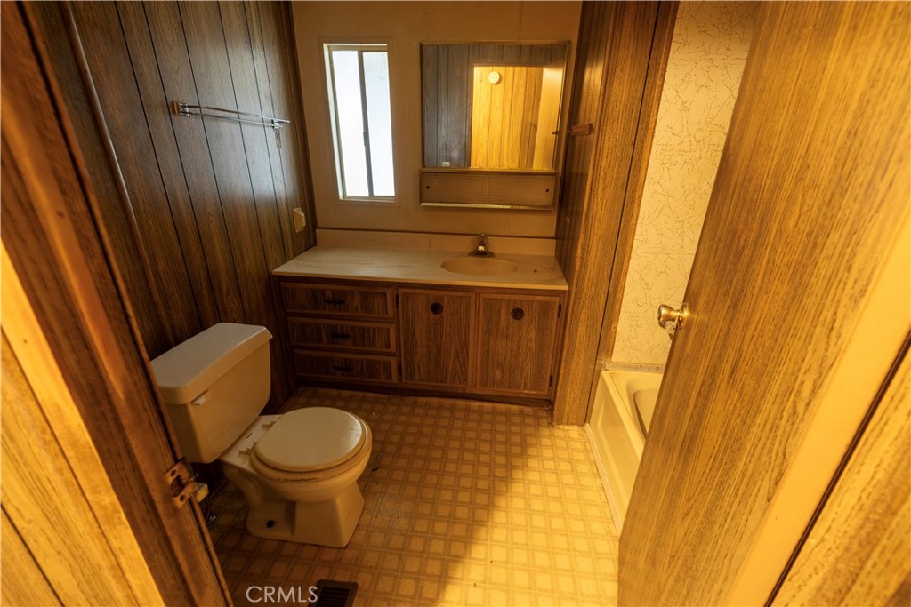 35109 Highway 79 Property Photo 15