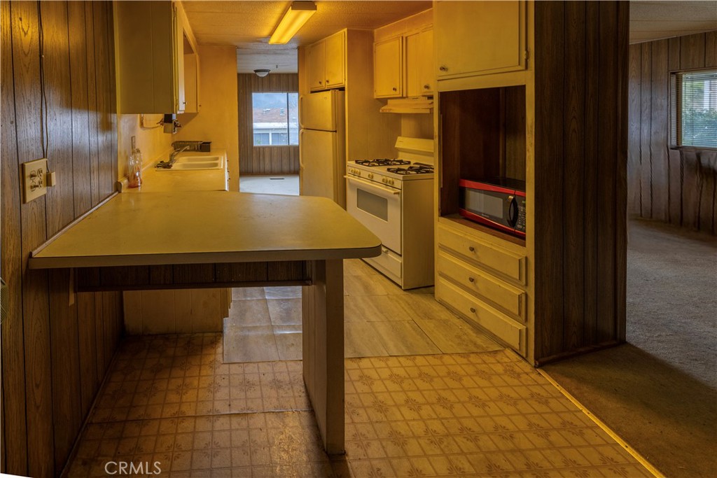 35109 Highway 79 Property Photo 17