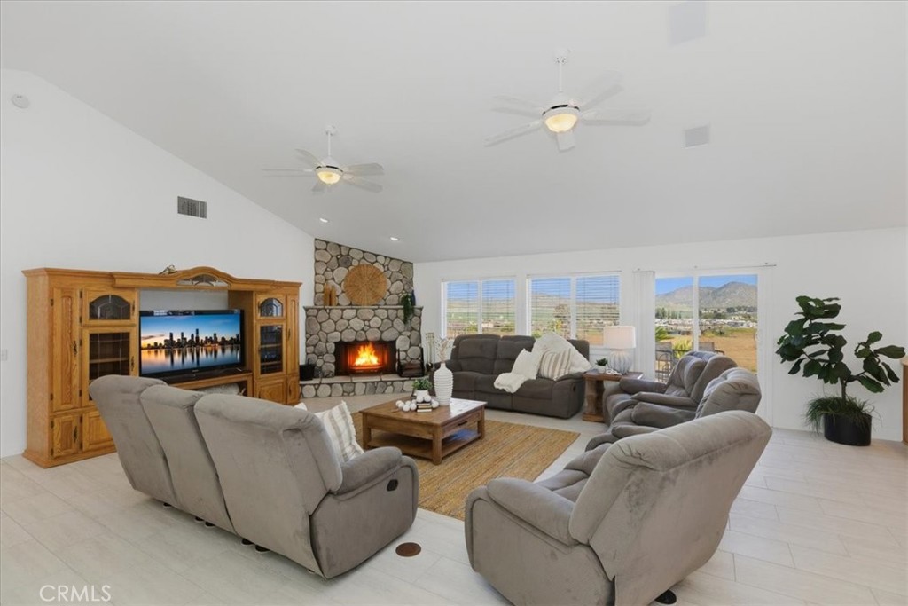30100 Maxine Property Photo 18