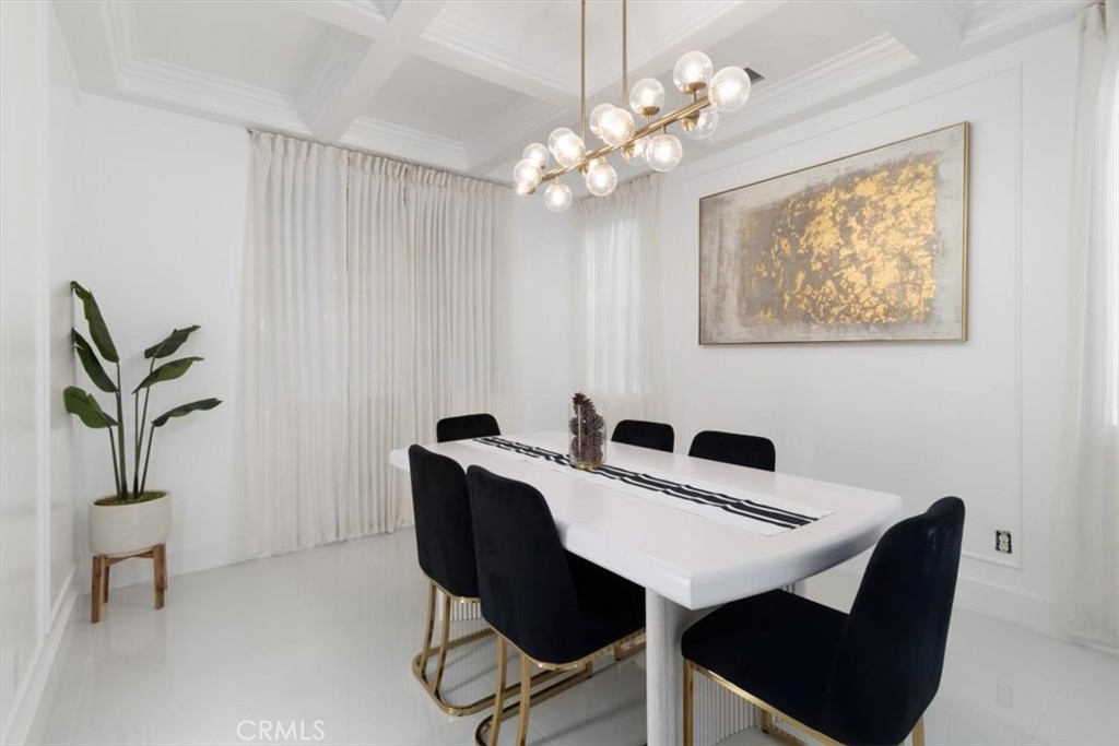 27569 Bottle Brush Property Photo 9