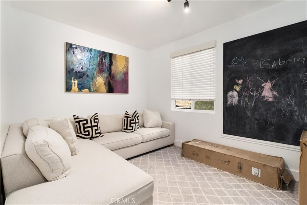 27569 Bottle Brush Property Photo 15