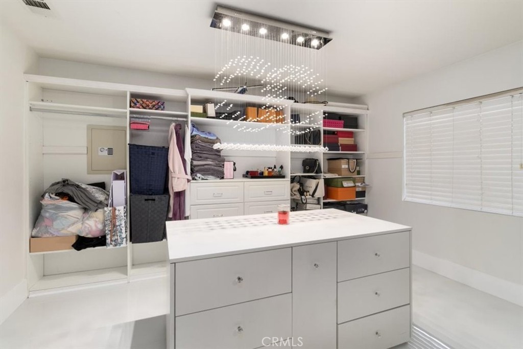 27569 Bottle Brush Property Photo 42