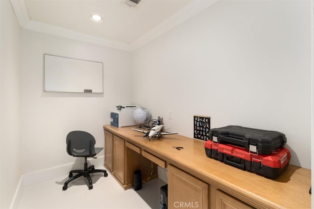 27569 Bottle Brush Property Photo 44
