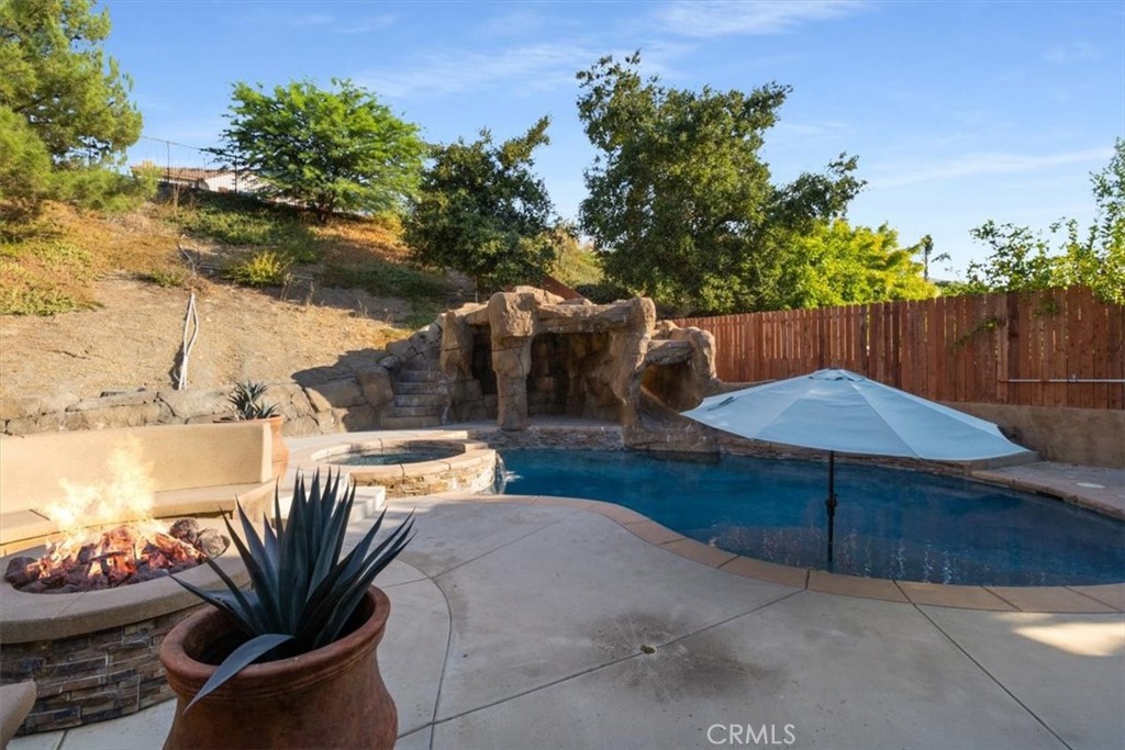 27569 Bottle Brush Property Photo 53