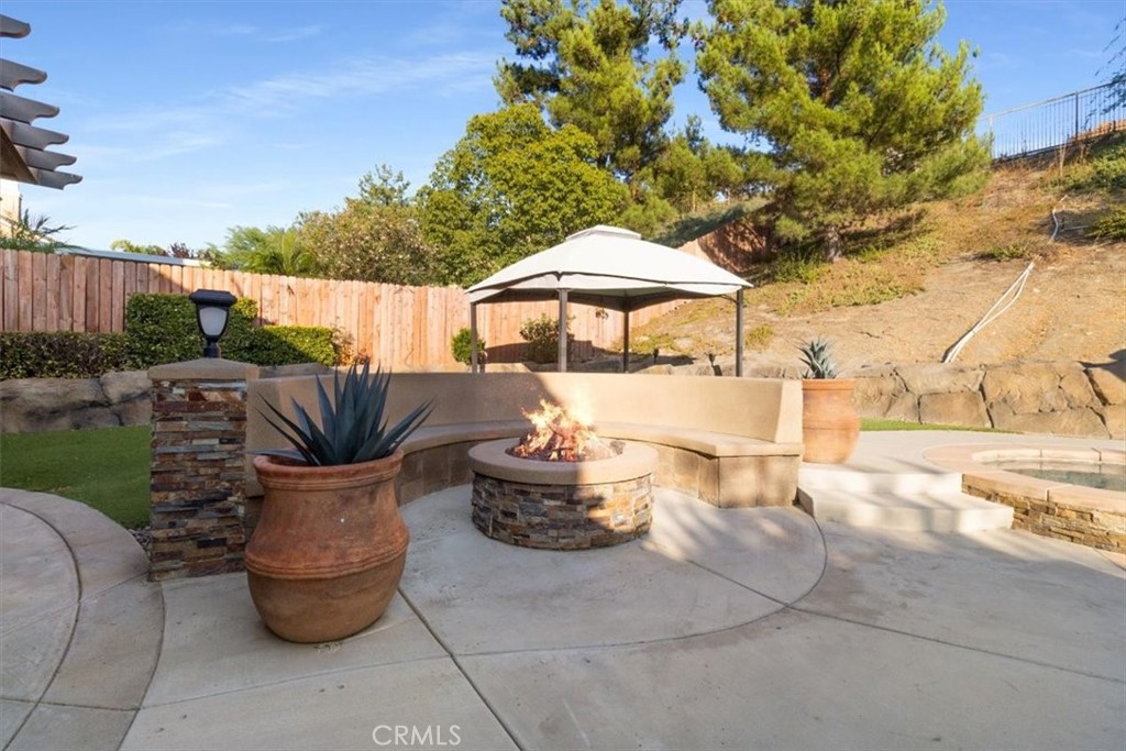 27569 Bottle Brush Property Photo 54