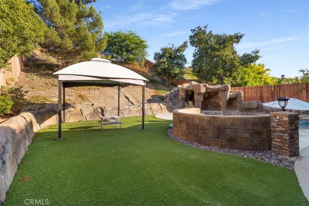 27569 Bottle Brush Property Photo 55