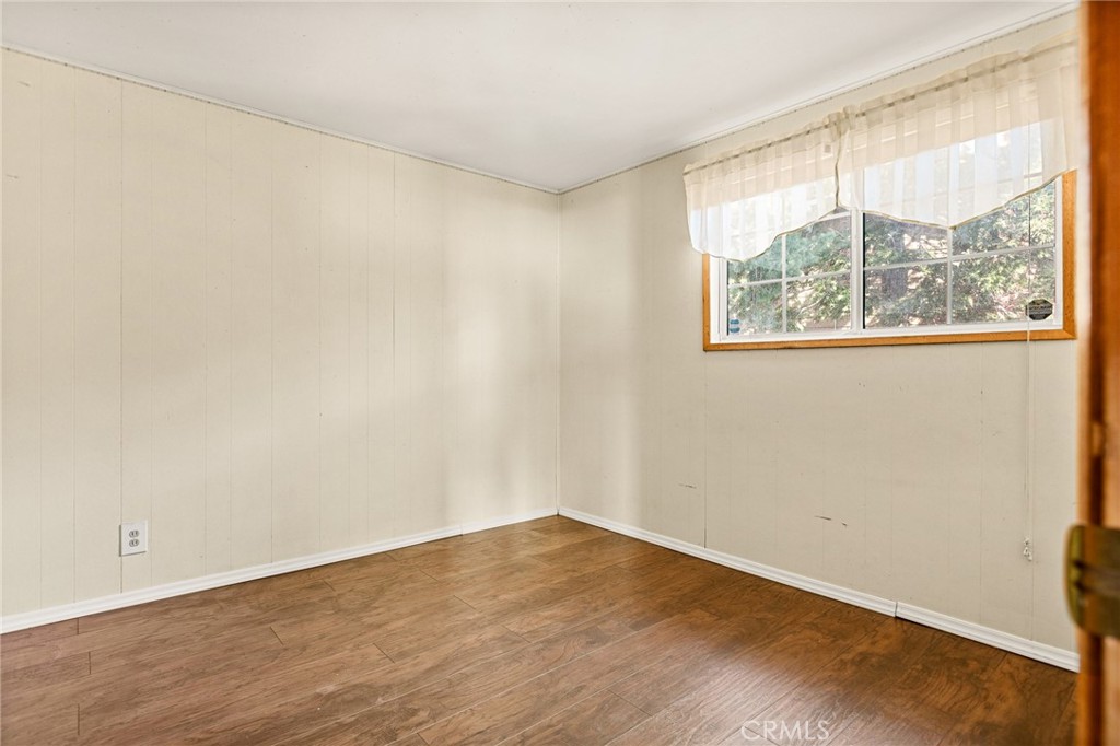 30509 Live Oak Property Photo 13