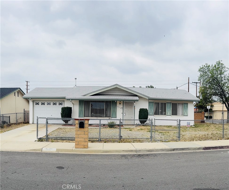 516 Onyx Property Photo 1