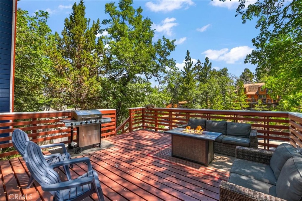 1351 Silverado Property Photo 5