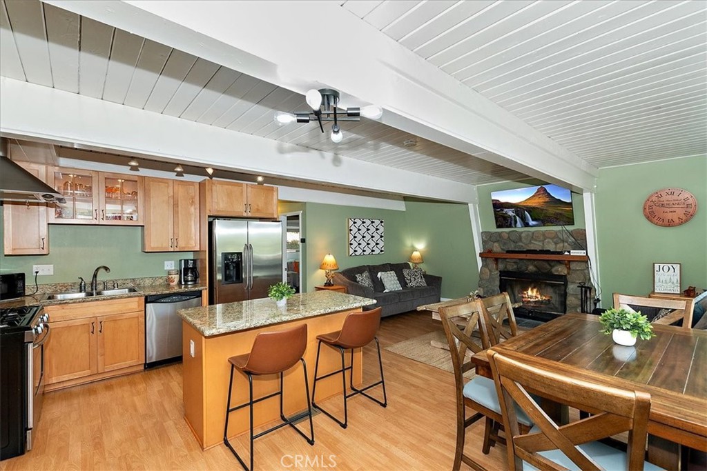 1351 Silverado Property Photo 8