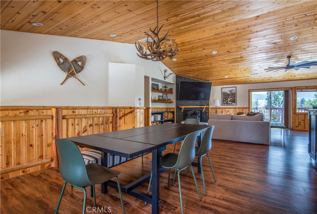 1002 White Mountain Property Photo 4