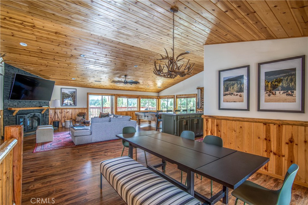 1002 White Mountain Property Photo 5