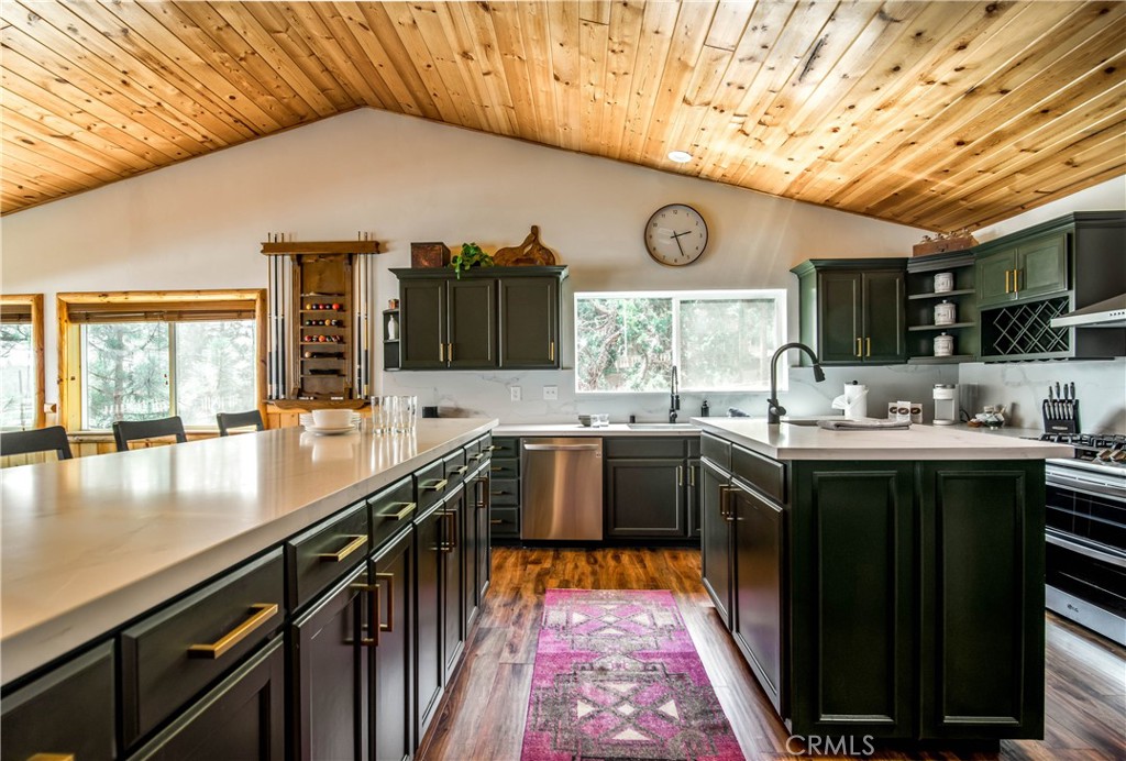 1002 White Mountain Property Photo 6