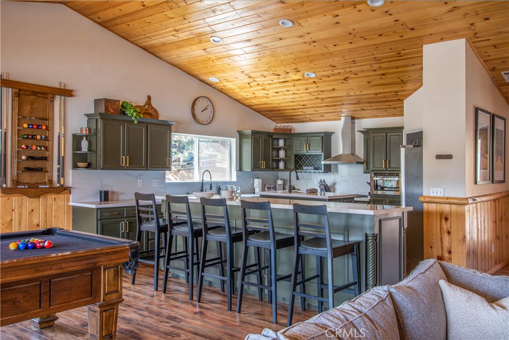 1002 White Mountain Property Photo 8