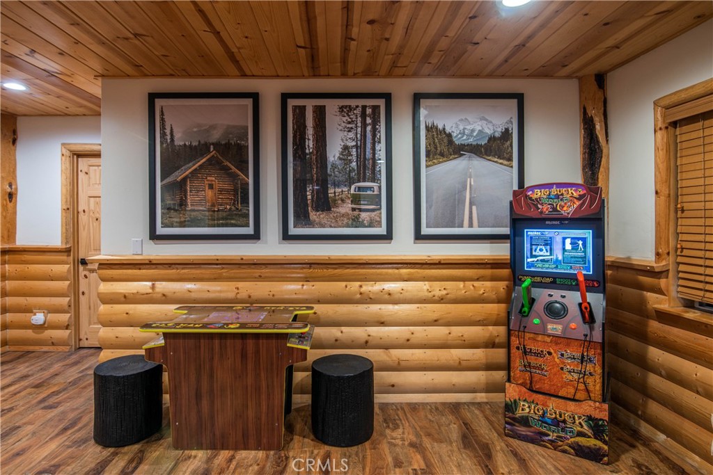 1002 White Mountain Property Photo 16