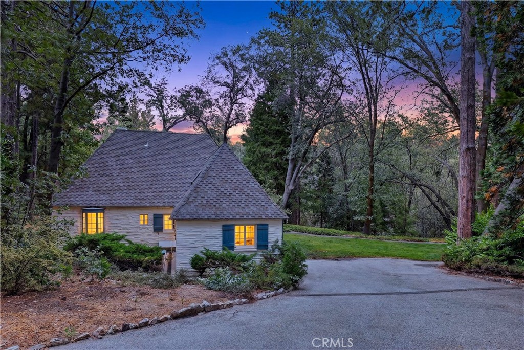 28641 North Shore Road Property Photo 4