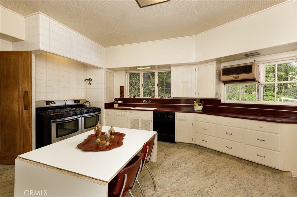 28641 North Shore Road Property Photo 21