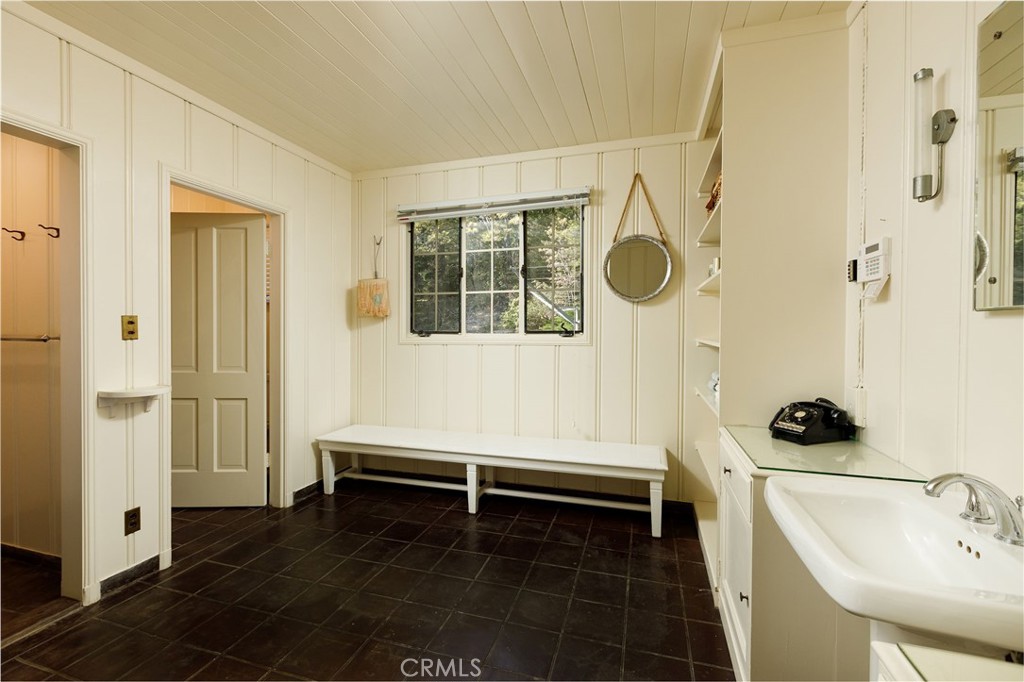 28641 North Shore Road Property Photo 35