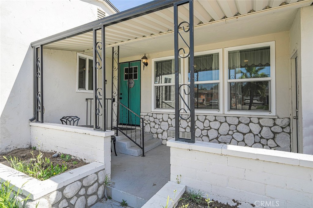6821 Elmwood Property Photo 8