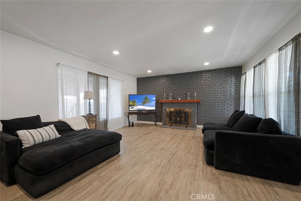 6821 Elmwood Property Photo 11
