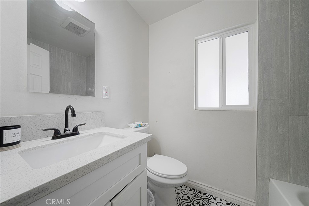 6821 Elmwood Property Photo 27