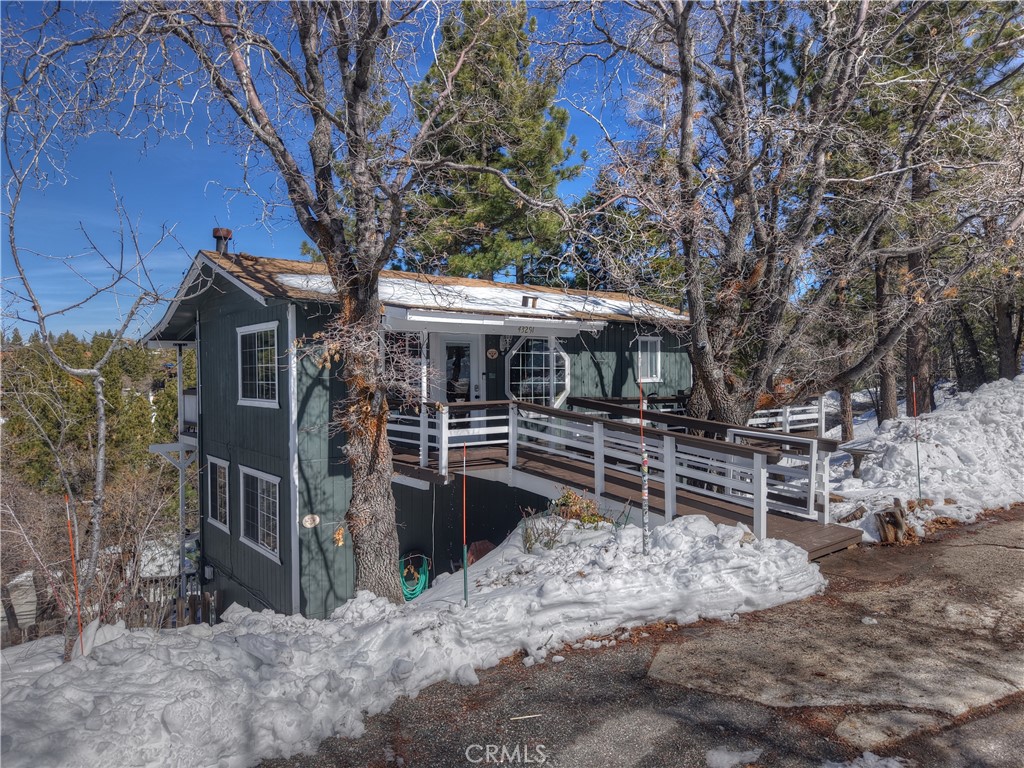 43291 Shasta Property Photo 4