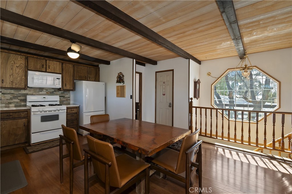 43291 Shasta Property Photo 14