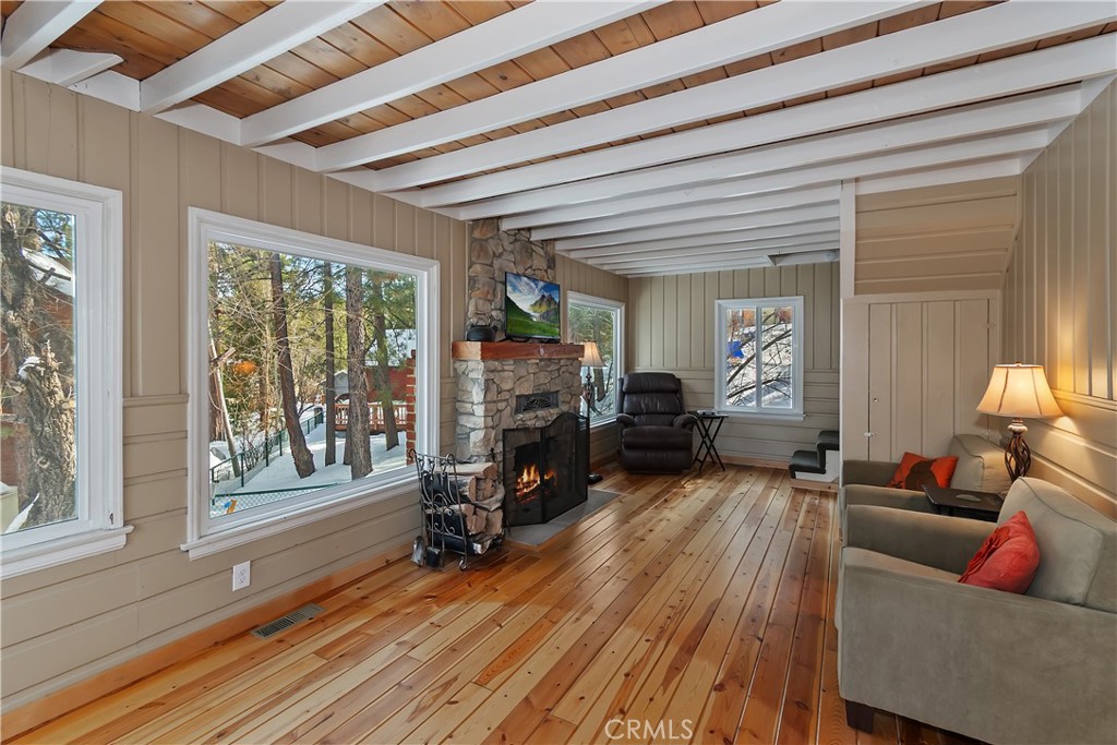 39263 N Bay Property Photo 15