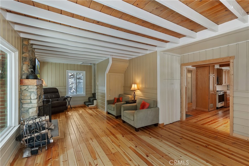 39263 N Bay Property Photo 17