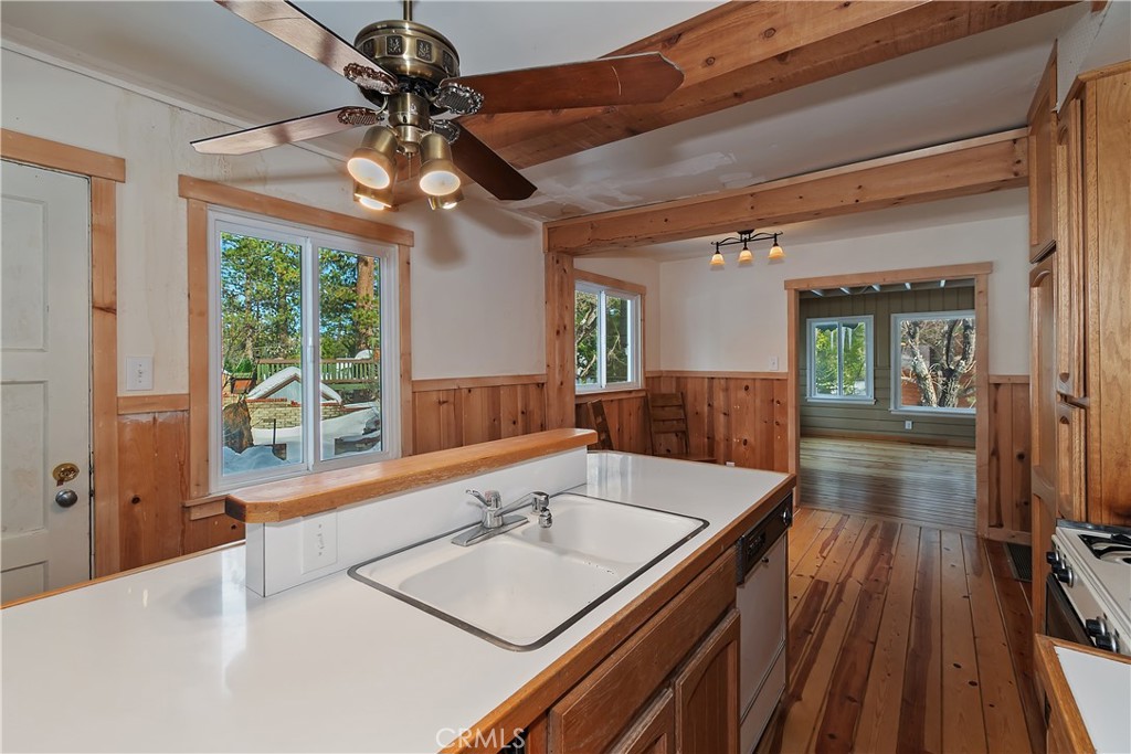 39263 N Bay Property Photo 24