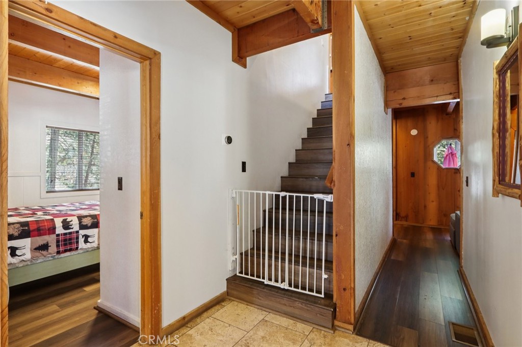 788 Silver Tip Property Photo 18