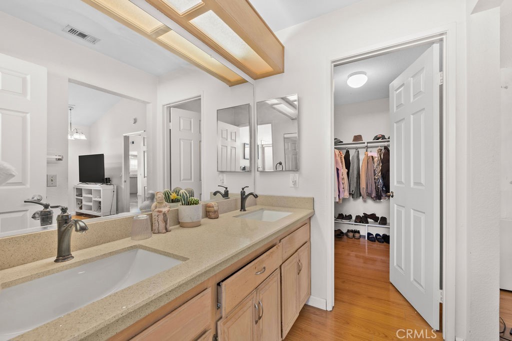 2582 Alegre Property Photo 21