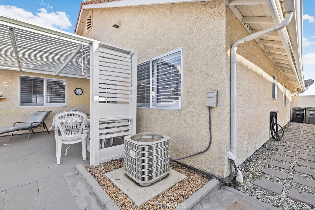 2582 Alegre Property Photo 24