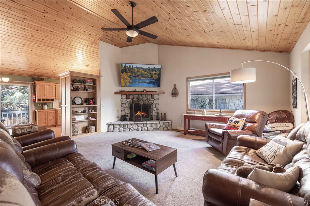 260 Turlock Drive Property Photo 4