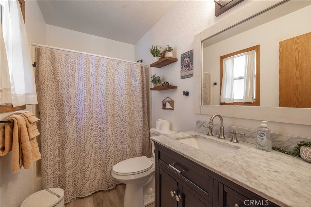 260 Turlock Drive Property Photo 12