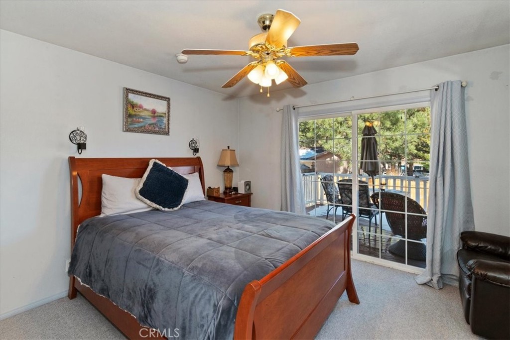 737 E Mountain View Property Photo 16