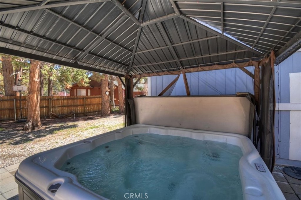 737 E Mountain View Property Photo 31